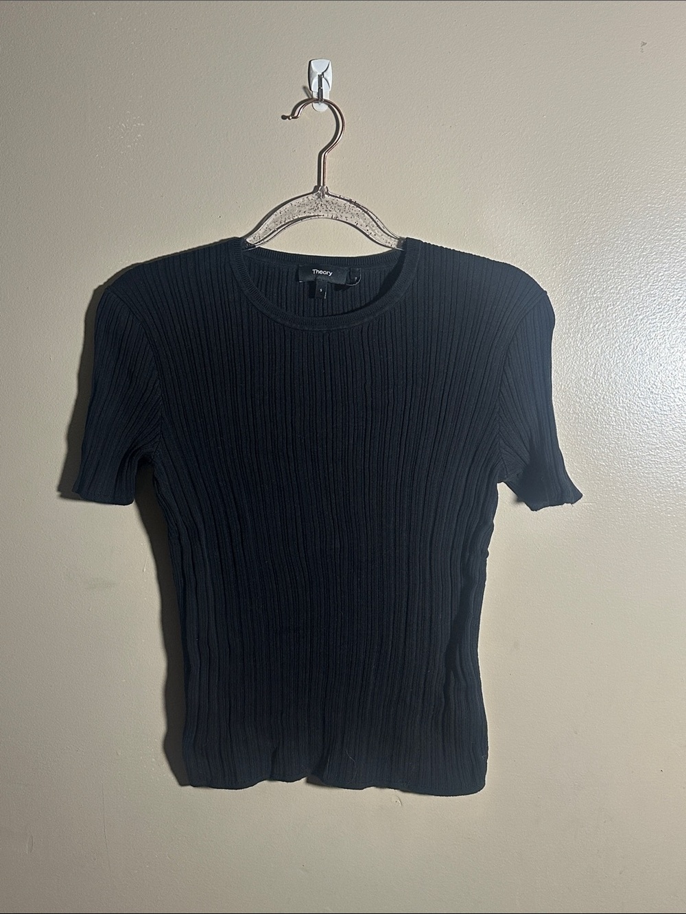 Theory Women’s Small Black Ribbed Short Sleeved Tee Shirt